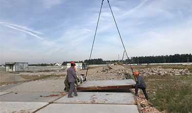 必赢242net官网装配式路面板试验段铺装完成