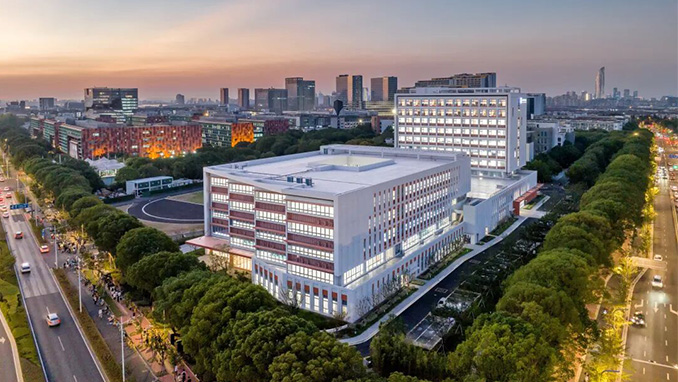 锦旗致誉｜必赢242net官网高品质交付获业主赞誉